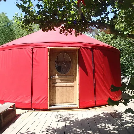 Herberg Eco-hotel Et Yourtes Du Mercantour