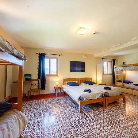 Eco-hotel Et Yourtes Du Mercantour Herberg Guillaumes