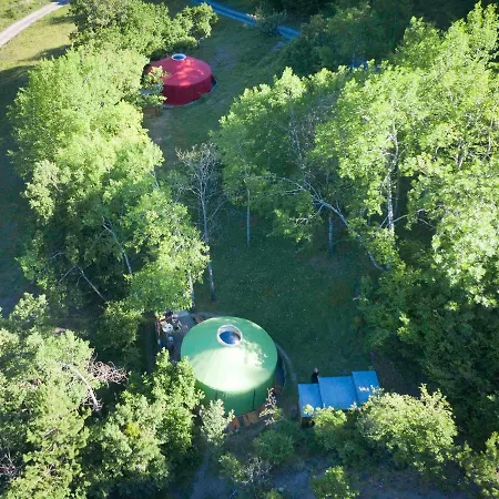 Eco-hotel Et Yourtes Du Mercantour Herberg *