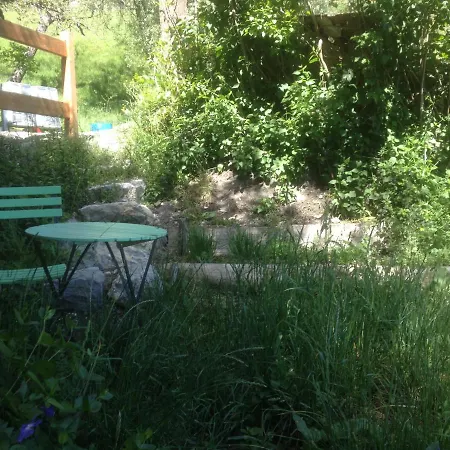 Eco-hotel Et Yourtes Du Mercantour Guillaumes